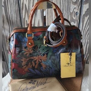 Nwt Patricia Nash Skye Satchel (Blue Forest)